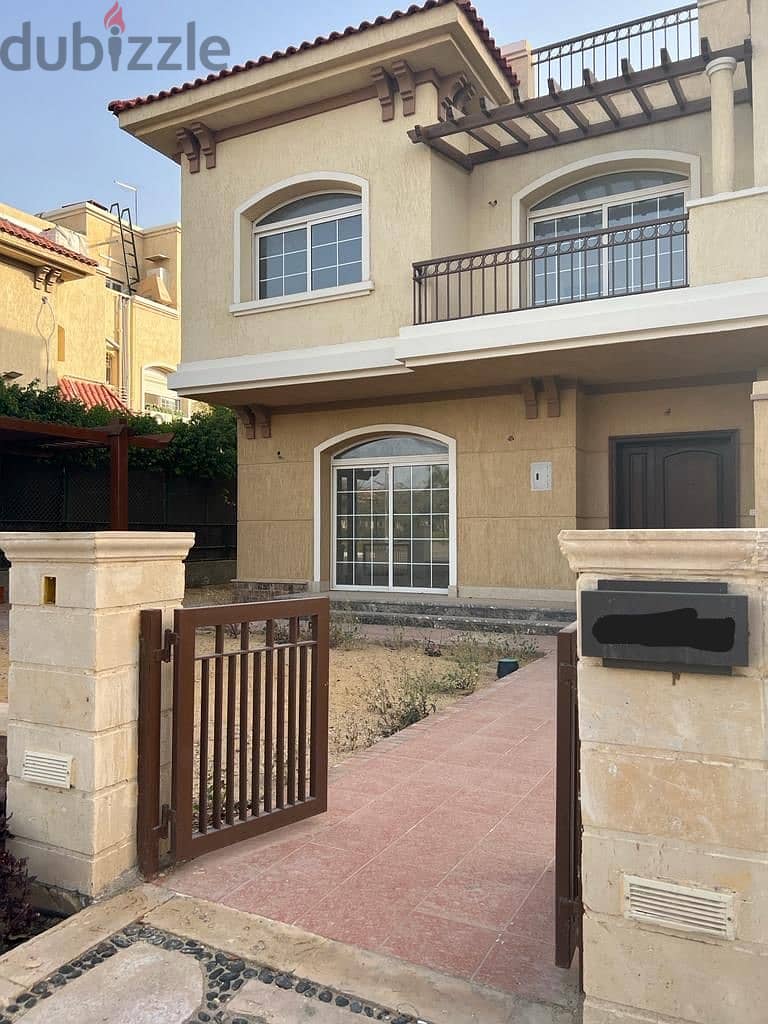 فيلا بيع في مدينتي متشطبه  Villa twin for sale in Madinaty 0