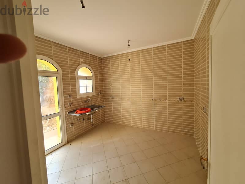 فيلا بيع في مدينتي متشطبه  Villa twin for sale in Madinaty 8