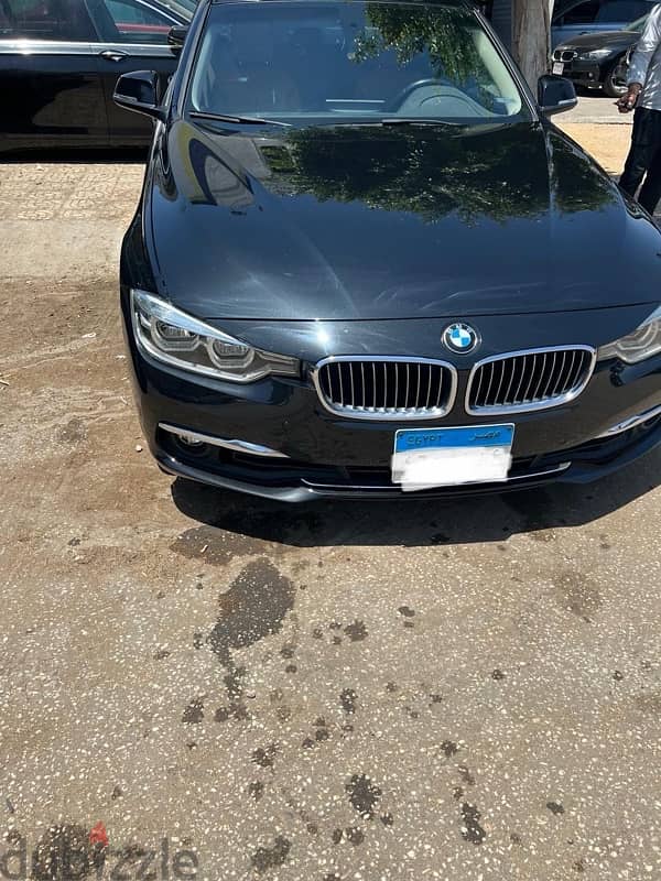 BMW 320 i 2019 1