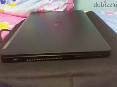 dell latitude E5570