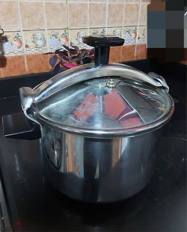 SEB pressure cooker 10L - حلة ضغط سيب اصلية صناعة فرنسية 0