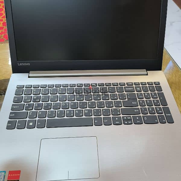 Lap Top Lenovo i5 - gen 7200u 2.5 HGz 7