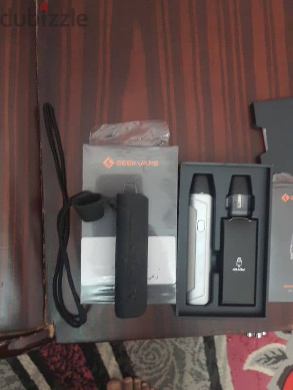 شيشه الكترونيه  GEEK VAPE 3