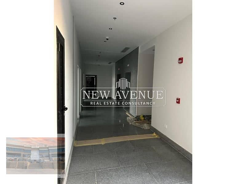 Fully Finished Office for rent at Waterway the hub New Cairo      Al/E 566 1