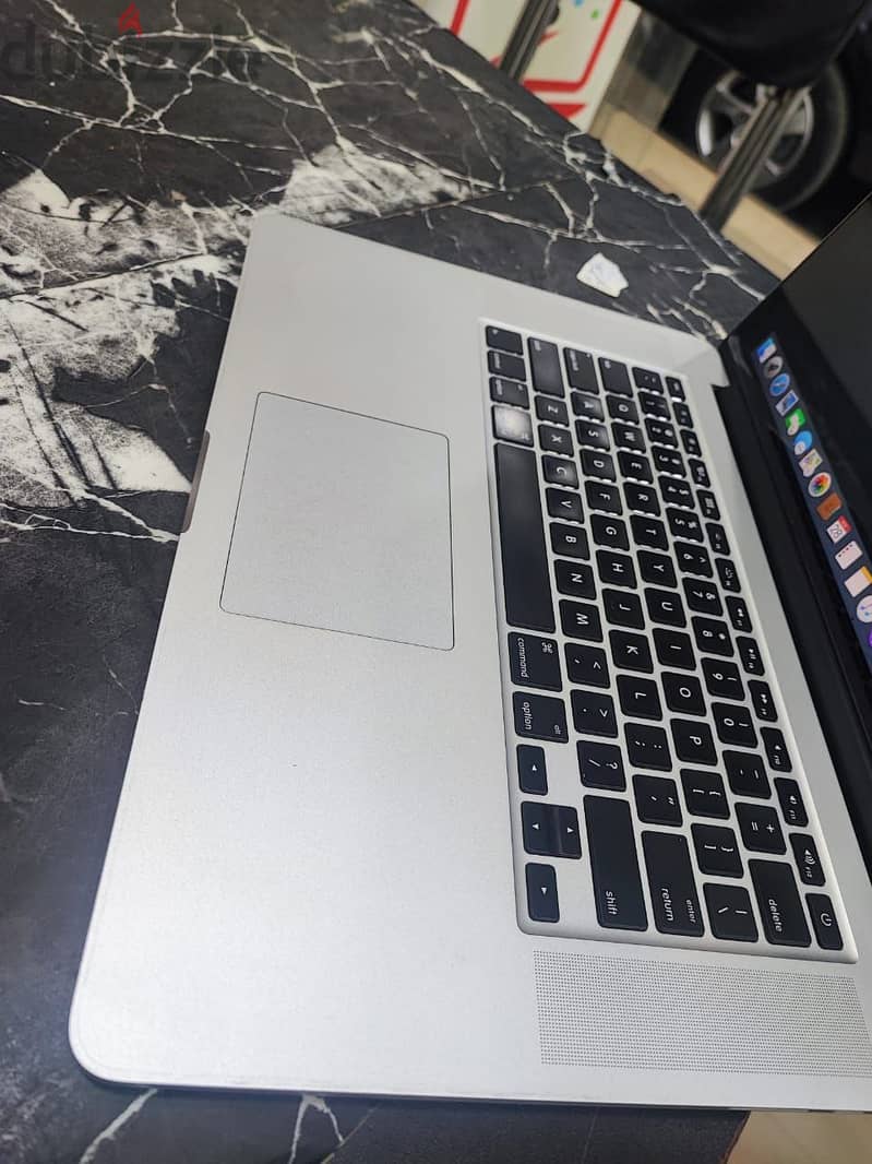 Mac book pro 6