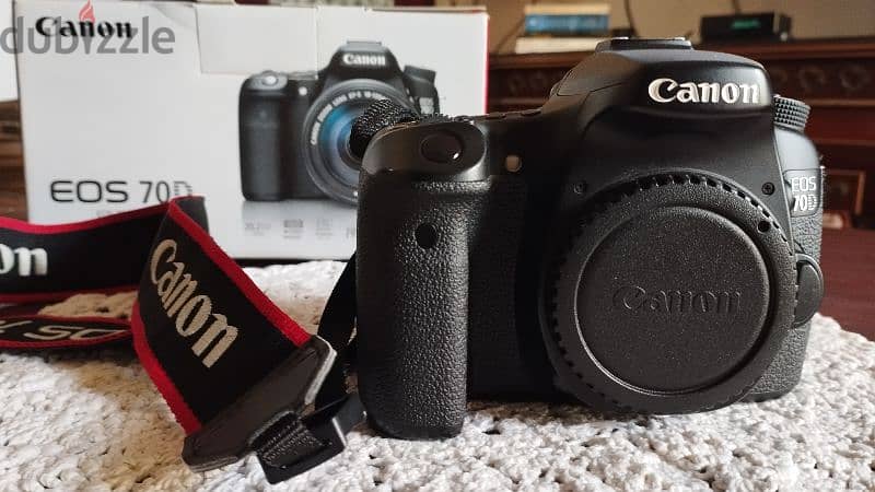 Canon EOS 70 D (فرصة للجادين و اليوتيوبر . . حالة الجديدة) 0