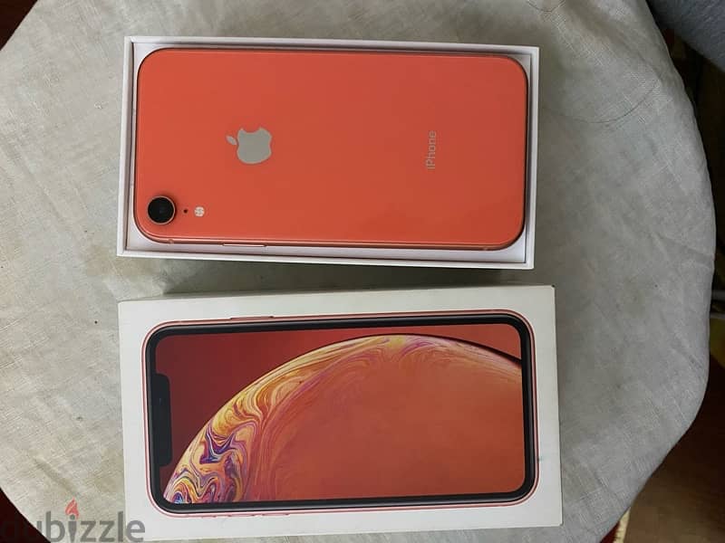 iPhone XR 0