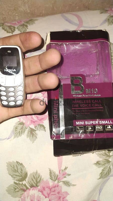 mini Nokia 0