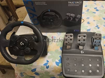 G923 Logitech Racing wheel