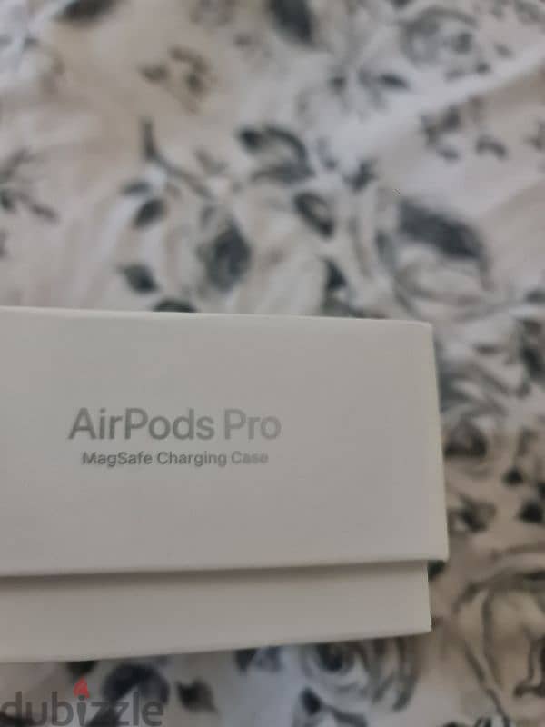 airpods Pro charger new 1