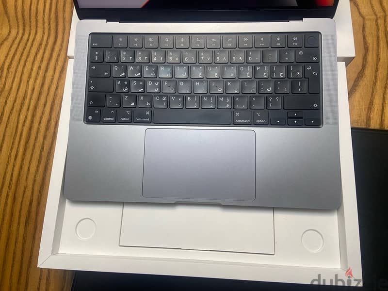 Macbook Pro M1Pro 14 Inch اعلي نسخة ١تيرا بضمان ابل كير ضد الكسر 3