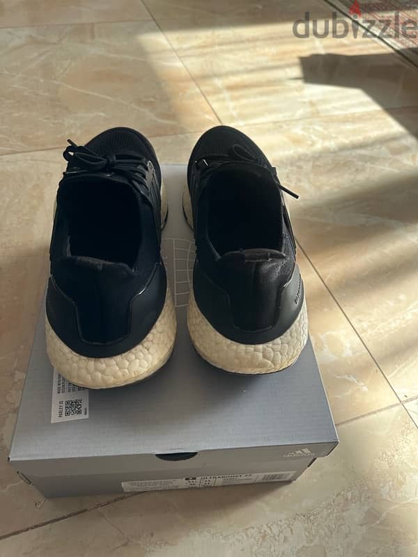 Authentic adidas ultraboost 22 shoes 2