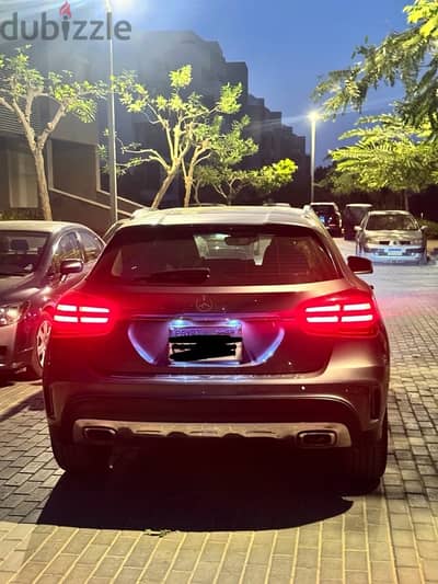 Mercedes-Benz GLA 180 2020