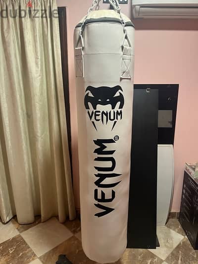 sandbag 180Cm venom - ساند باج فينوم مع الحامل