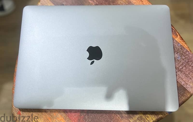 macbook pro m1 like new 0