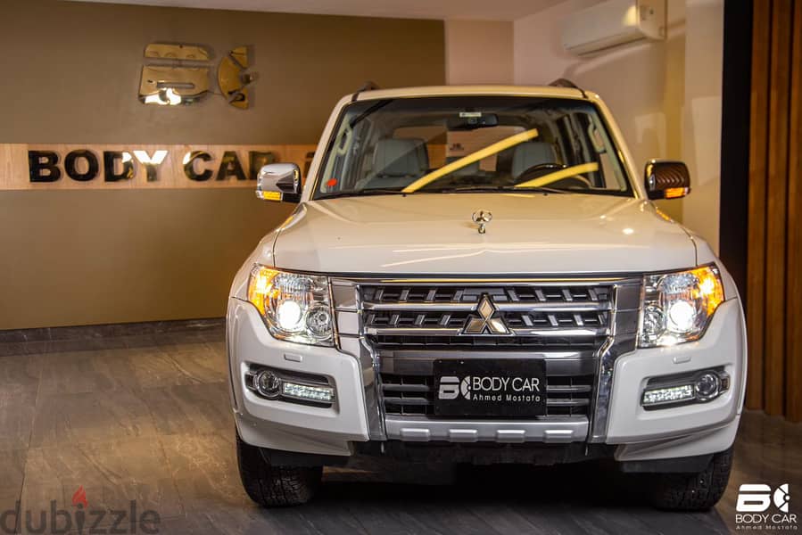 ميتسوبيشي باجيرو Mitsubishi Pajero 0