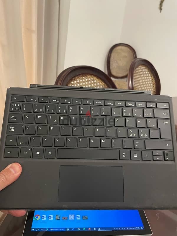 Microsoft Surface Pro 4-D5 3