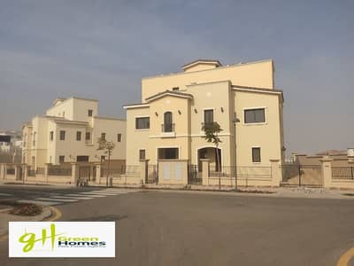 Luxury Standalone Villa fully finished with Golf View in Uptown Cairo | Emaar – Mokattam