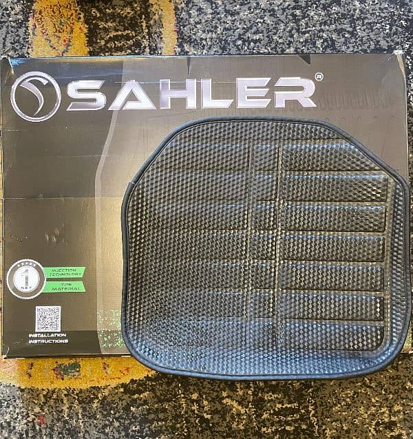 SAHLER car floor mat 4