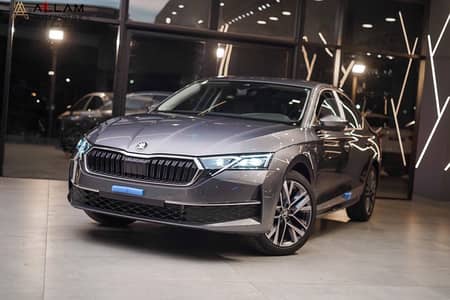 سكودا أوكتافيا 2025   suite skoda octavia