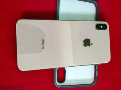 آيفون xs max