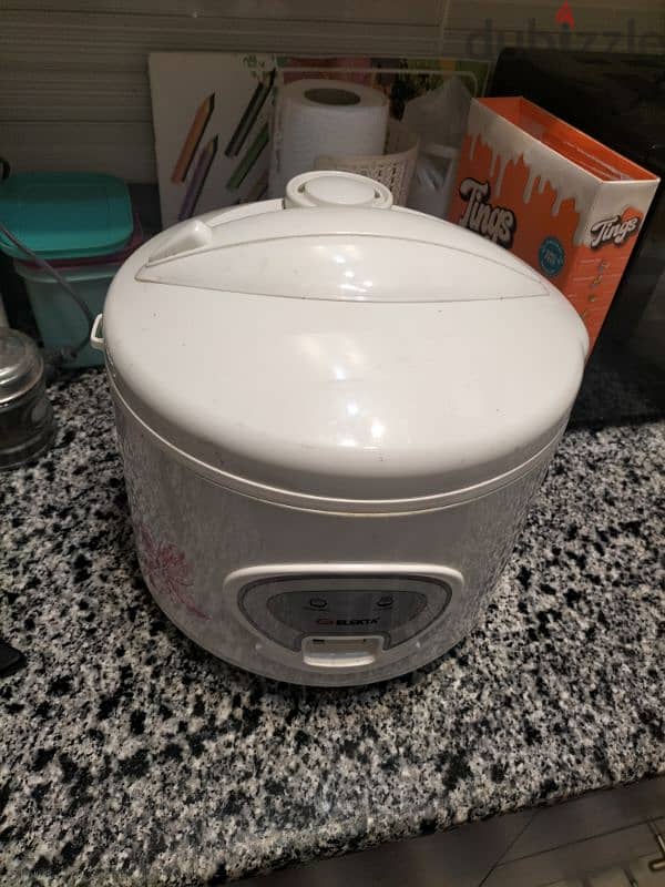 Rice Cooker and Steamer 2