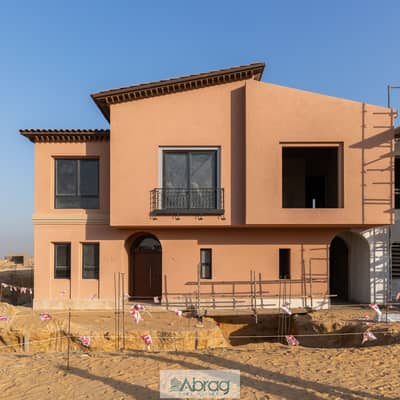 فيلا توين هاوس بكمبوند فيلدج ويست الشيخ زايد Village West بمقدم 10% قسط 60 شهر