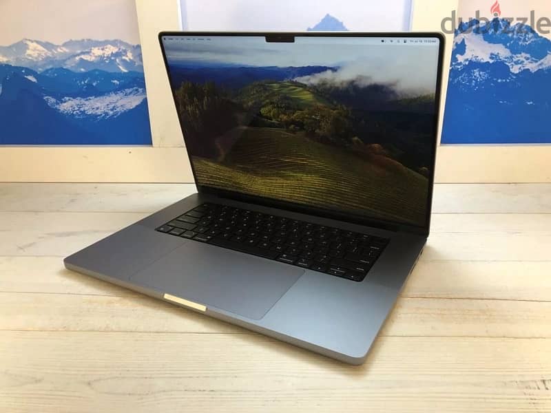 16-Inch MacBook Pro (2021) M1 Max 64 GB 1 TB (95%) 2