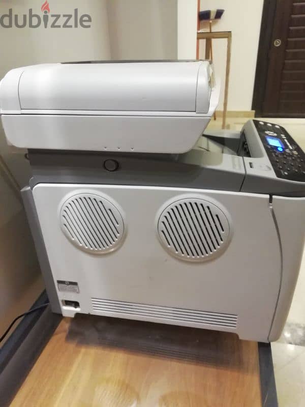 Ricoh SP 242 ماكينه طباعه وتصوير الوان 3