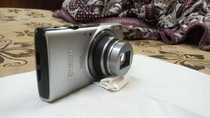 كاميرا كانون Canon Camera 1