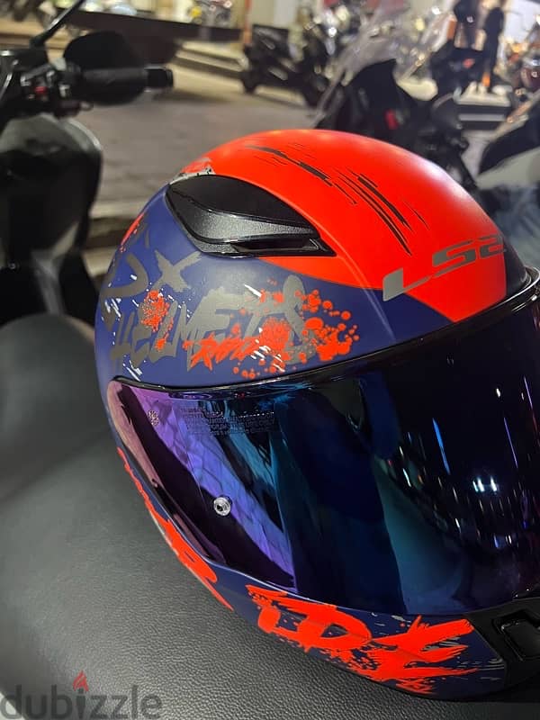 Helmet ls2 full face Rapid /منغير الاسكرينة الميرور شفافة بس 1