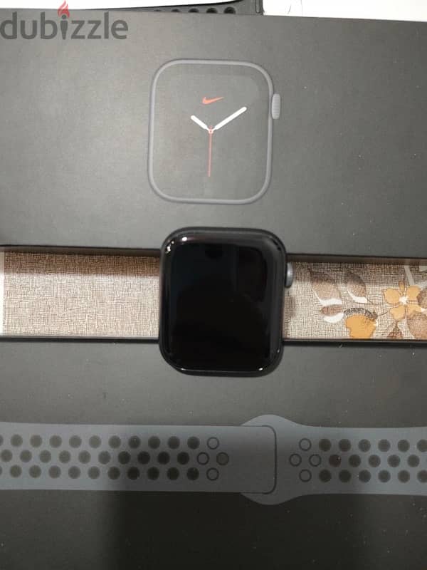 ‏Apple Watch Series 6 44mm 1