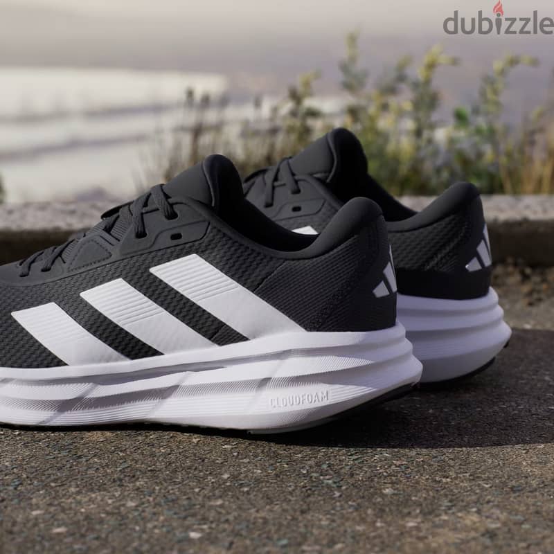 Adidas Galaxy 7 Running Shoes مقاس 44 8