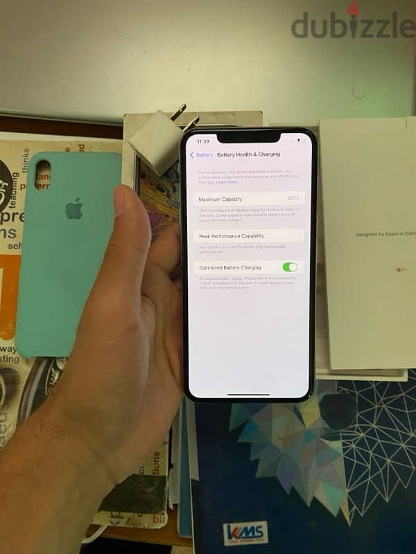 i phone xs max 256g بكل حاجته 7