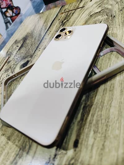 iPhone 11Pro Max Gold