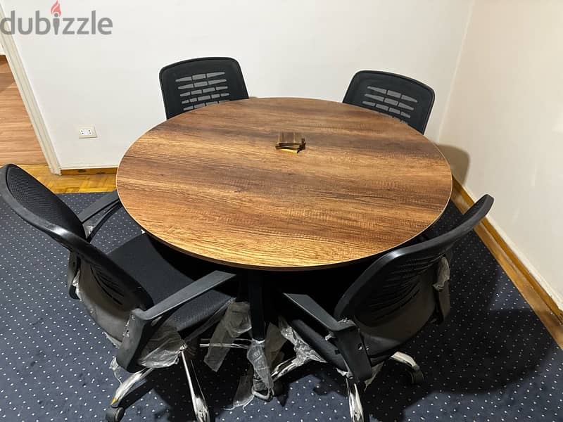 طربيزه اجتماعات meeting table بدون كراسي 0