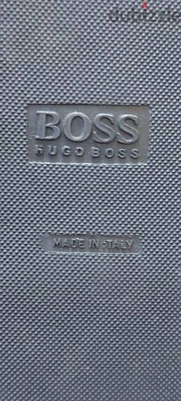 Hugo boss for men original size 44 7