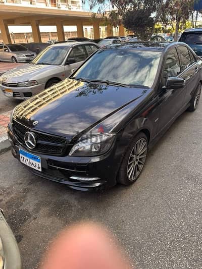 Mercedes-Benz C250 2011