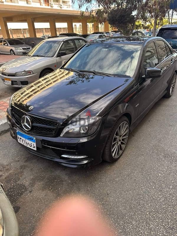 Mercedes-Benz C250 2011 0