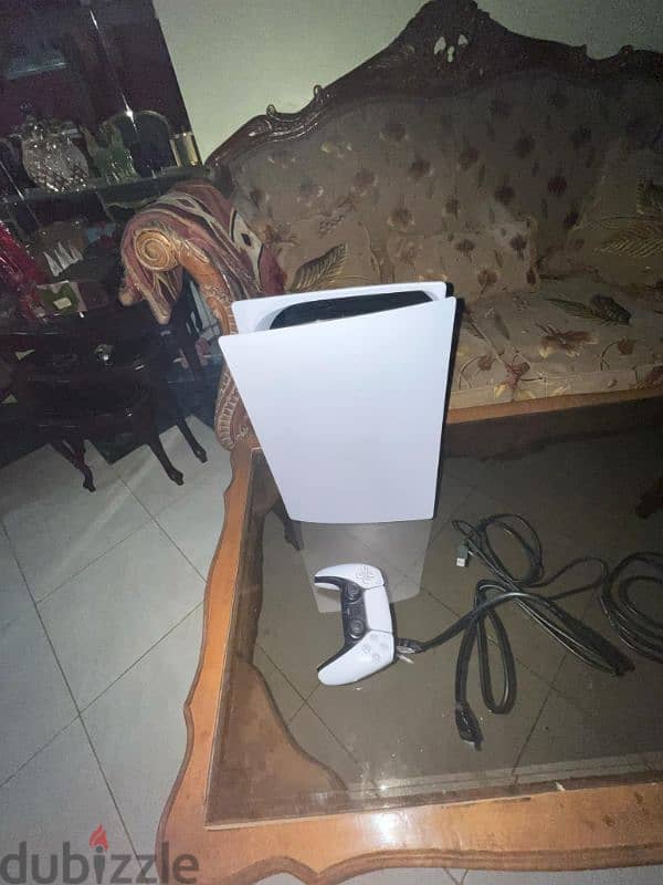 PS5 digital  من غير مخرج استونات 0