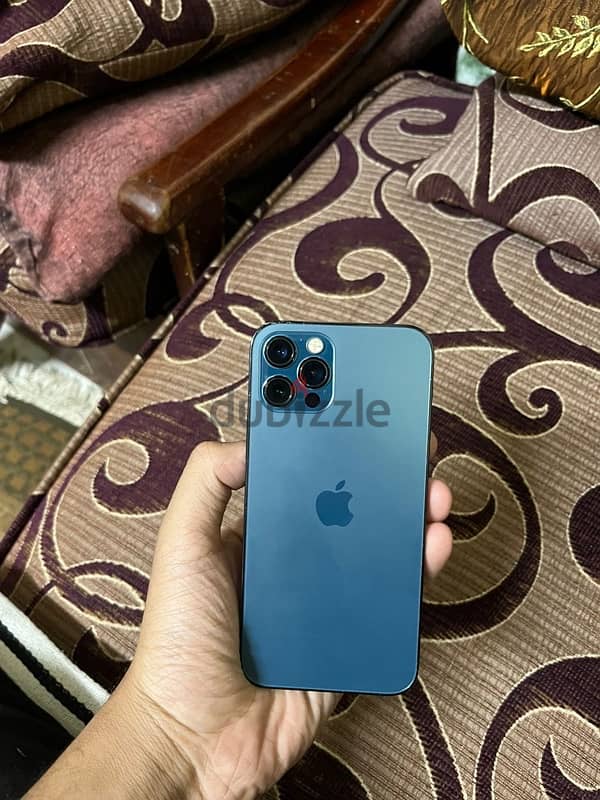 ايفون 12 pro 0