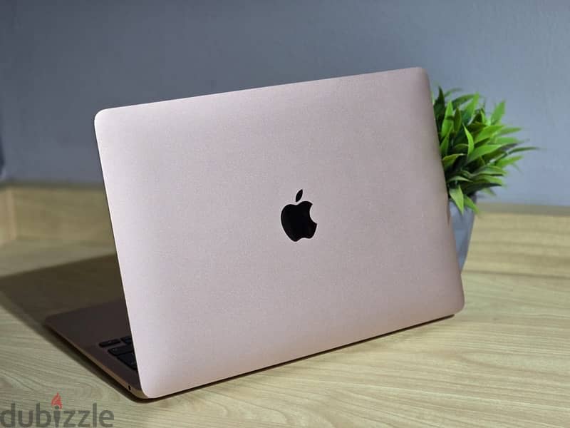 Macbook Air M1 Gold 99% 2