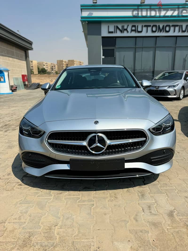 مرسيدس بنز سي 180 2023 - Mercedes-Benz C180 Avantgarde 2023 0