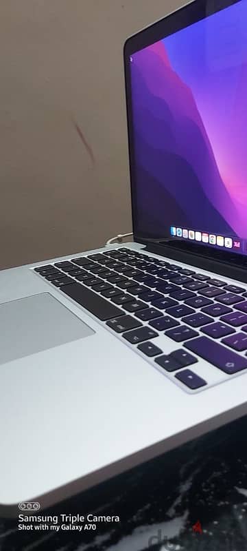 MacBook Pro 2015 13 inch 1