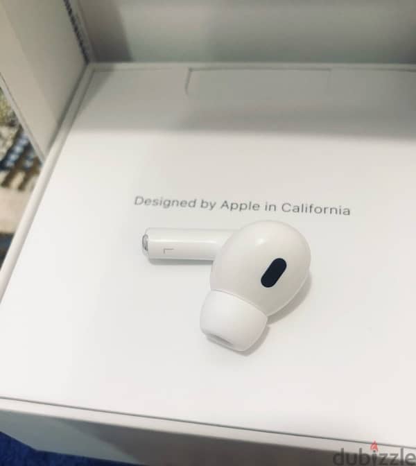 Airpods pro 2 left side only  سماعة ايربودز برو ٢ الناحية الشمال 1