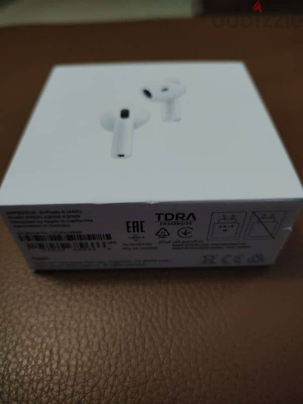 Air Pods 4 with Active noise cancelation 1