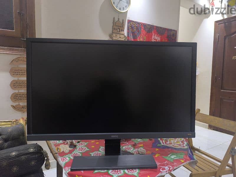 شاشة 4k 28 بوصة بحالة الجديد  . 4k 28 inch screen benq almost new 0