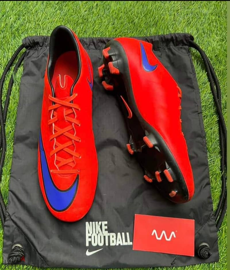 Nike football boot جزمة كورة نايك 0