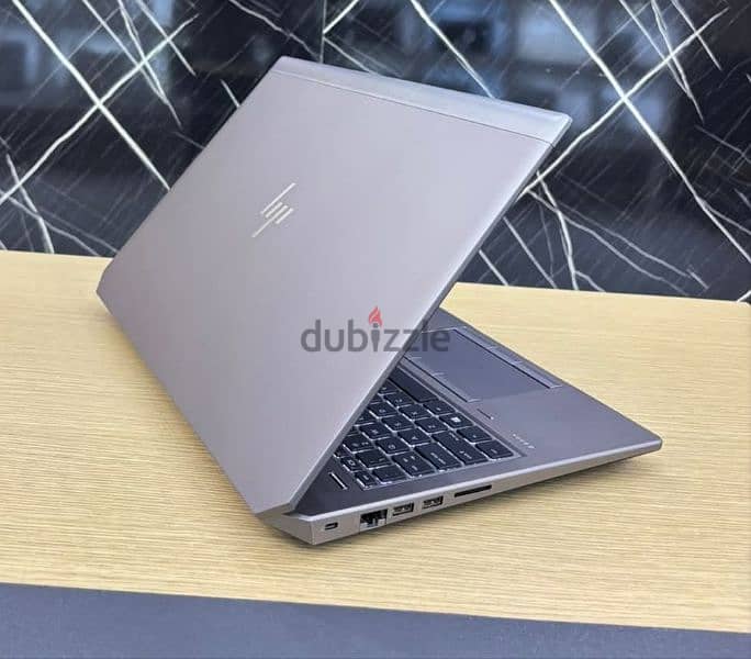 HP ZBOOK 15 G5 1