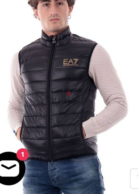 ڤست رجالي أو حريمي EA7 جديد EA7 vest 1